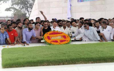 ভারপ্রাপ্ত মহাসচিবের দায়িত্ব পাওয়ার পর জিয়া ও খালেদা জিয়ার সমাধিতে রিজভীর শ্রদ্ধা