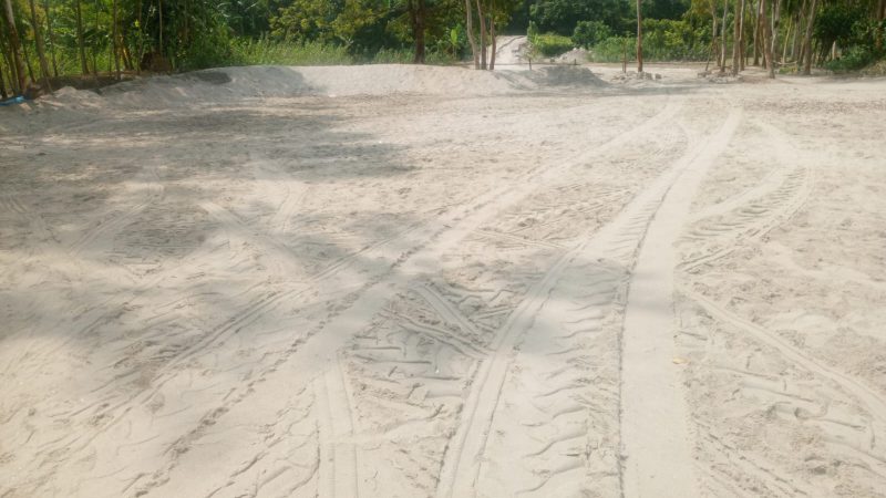 চিলমারীতে সিলগালা করা ৯ লাখ ঘনফুট বালু নিলাম ছাড়াই লুটের অভিযোগ