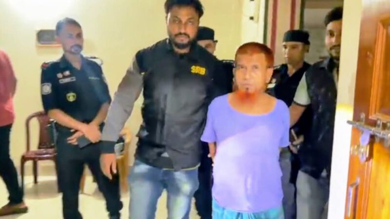 কুড়িগ্রাম কৃষি বিশ্ববিদ্যালয়ের ভুয়া নিয়োগ বিজ্ঞপ্তি দিয়ে প্রতারণা,প্রধান আসামি গ্রেফতার