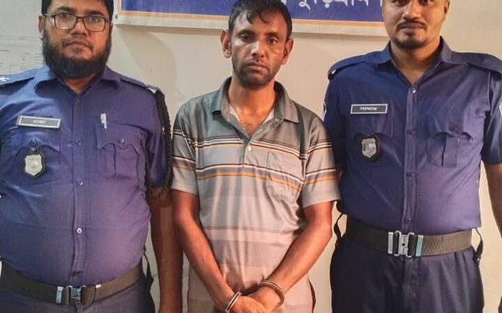রৌমারীতে সাড়ে ৩ হাজার ইয়াবাসহ একজন গ্রেপ্তার