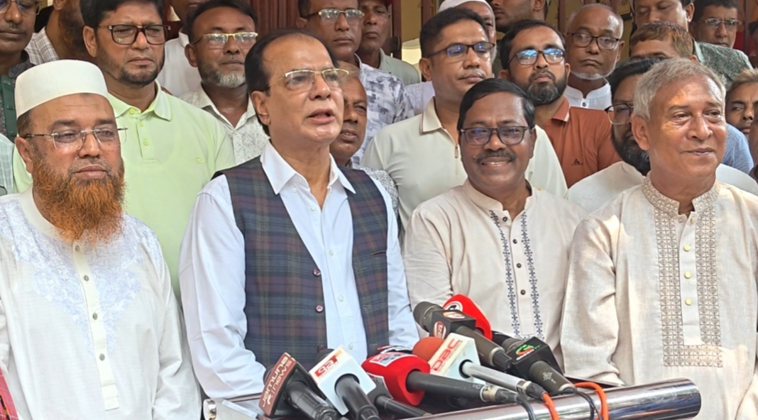 তিস্তা মহাপরিকল্পনা আগামী অর্থবছরে বাস্তবায়ন শুরু: কুড়িগ্রামে ত্রাণ মন্ত্রী